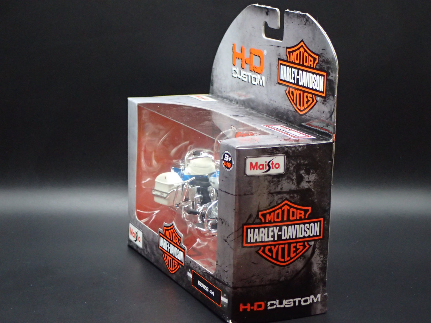 1966 66 FLH ELECTRA GLIDE HARLEY DAVIDSON SERIES 44 1/18 DIECAST MOTORCYCLE BIKE