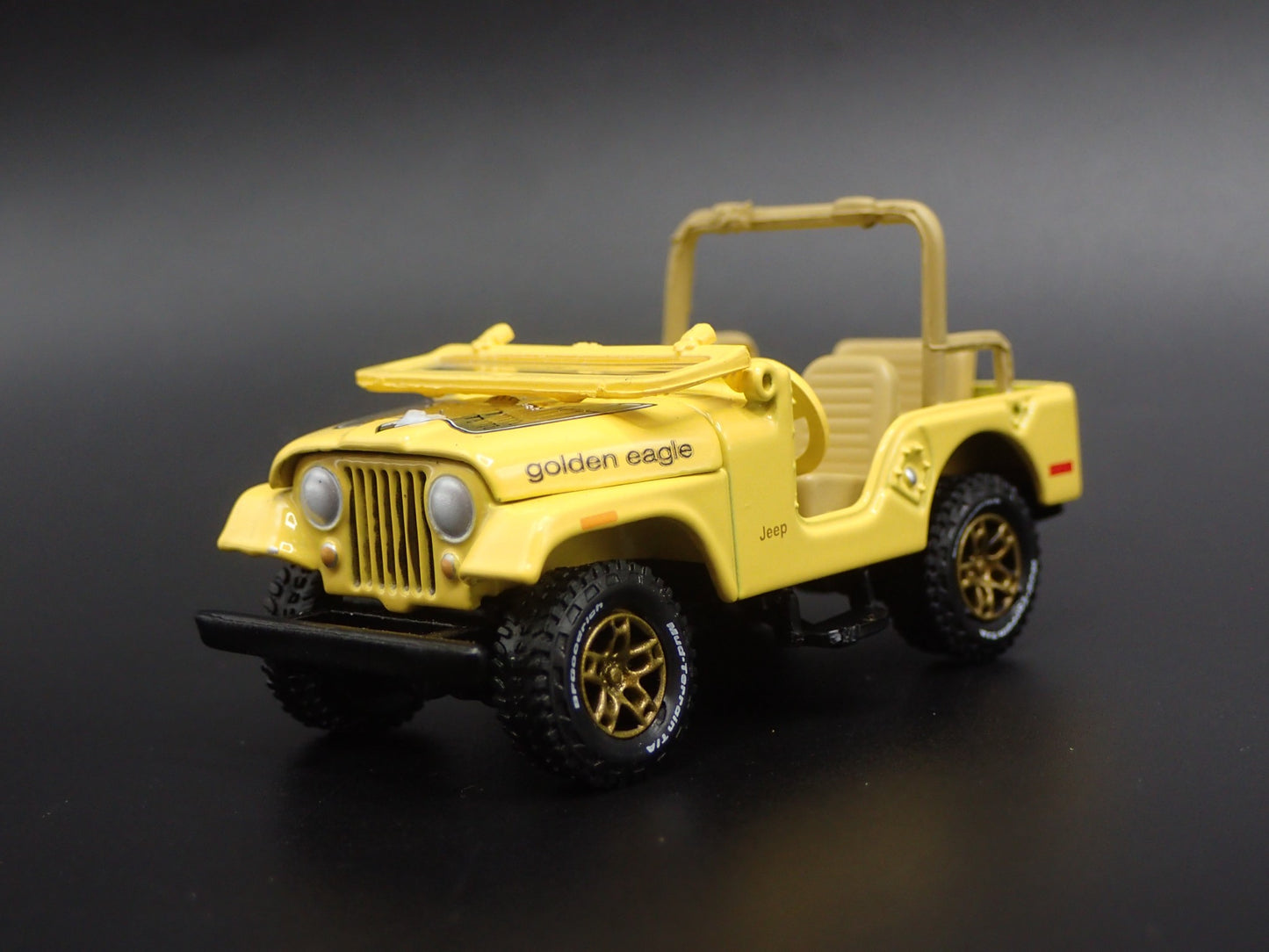 1944-1986 JEEP CJ5 GOLDEN EAGLE 1/64 SCALE COLLECTIBLE DIORAMA DIECAST MODEL CAR