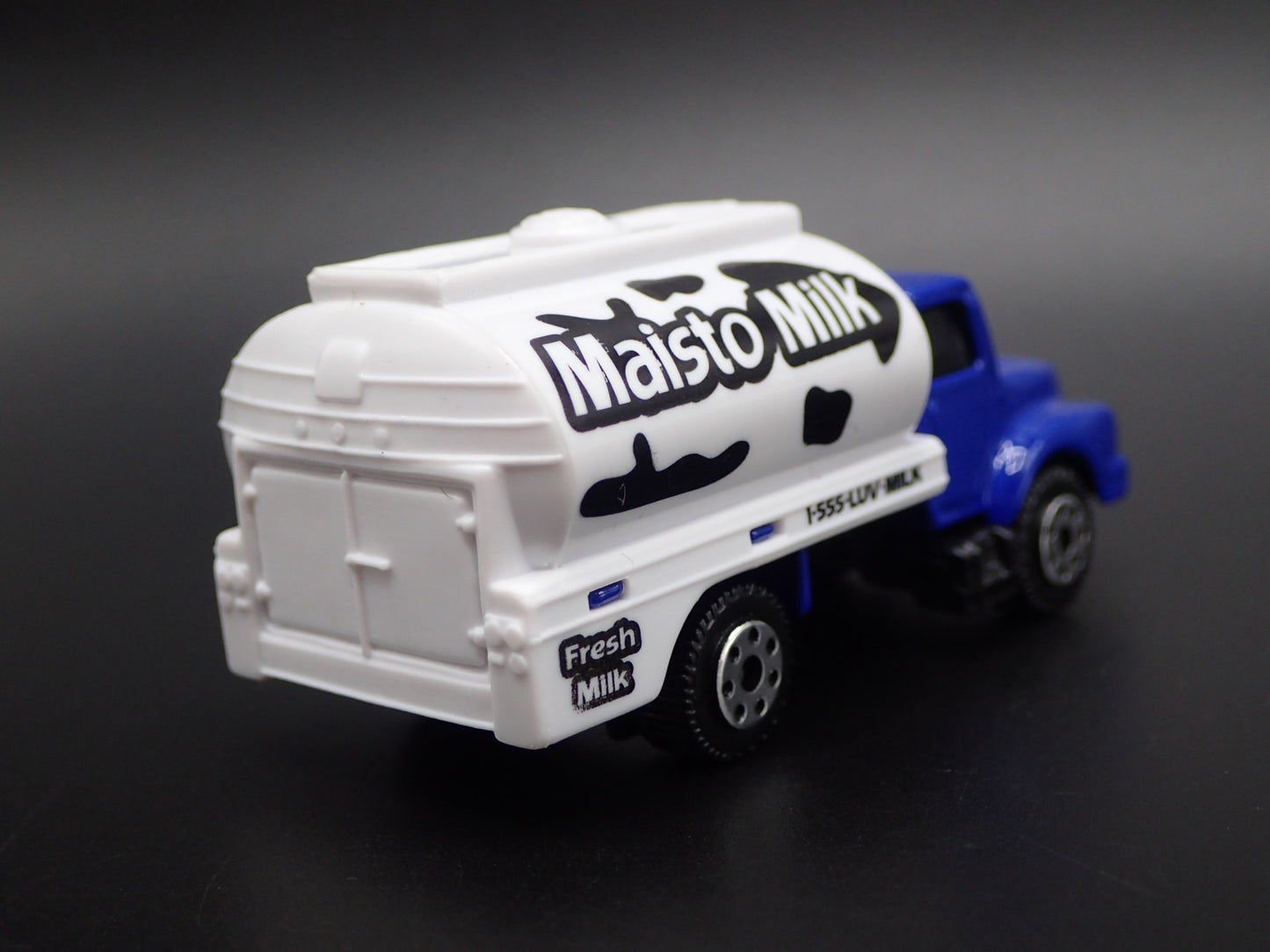 MODERN MILK DELIVERY TRUCK BLUE 1:64 SCALE COLLECTIBLE DIORAMA DIECAST MODEL CAR