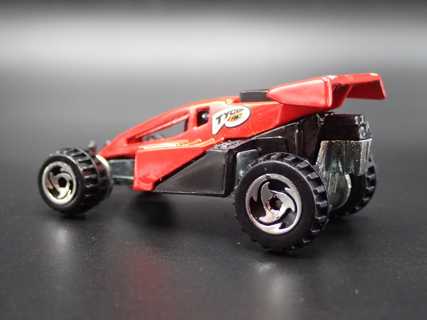 TYCO RC SHOCK FACTOR CAR RED 1:64 SCALE COLLECTIBLE DIORAMA DIECAST MODEL CAR