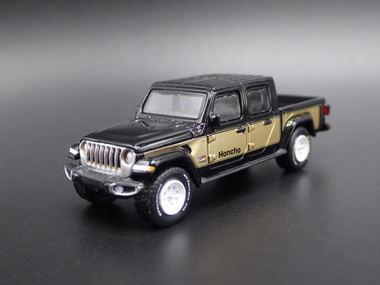 2020 JEEP GLADIATOR PICKUP TRUCK HONCHO J10 TRIBUTE 1:64 SCALE DIECAST MODEL CAR