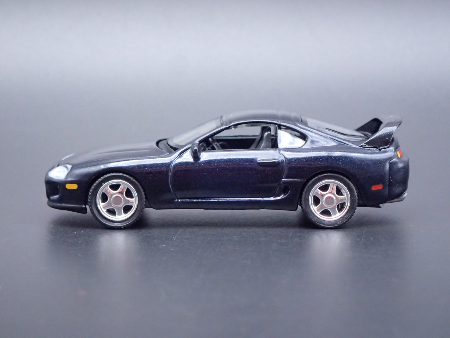 1993 - 2002 TOYOTA SUPRA BLUE 1/64 SCALE COLLECTIBLE DIORAMA DIECAST MODEL CAR