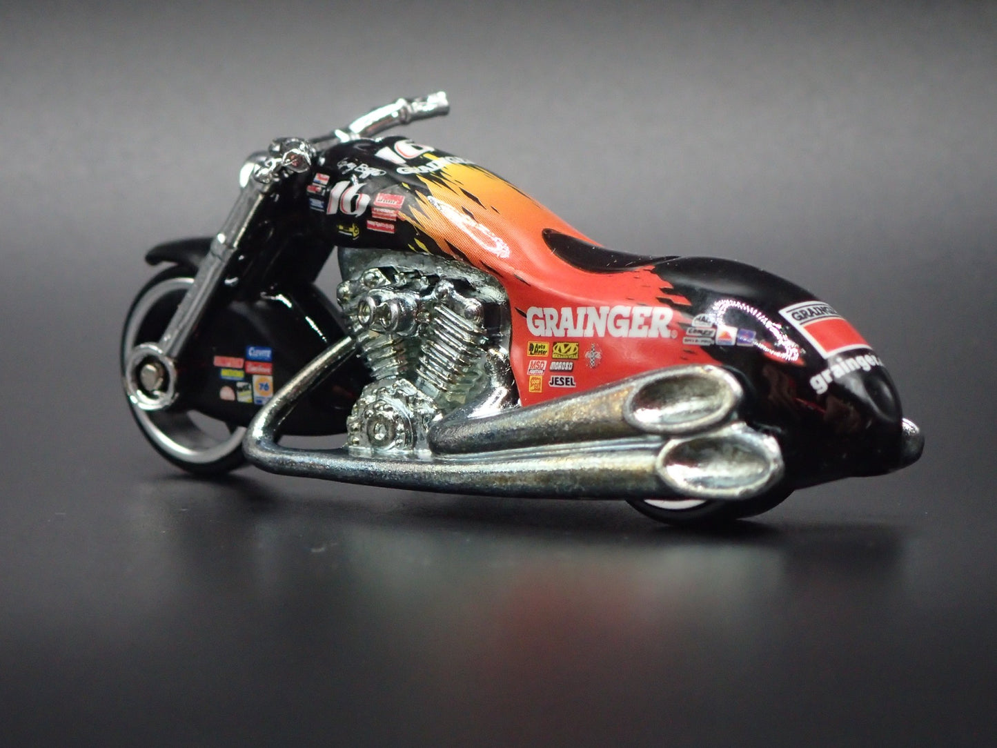 SCORCHIN SCOOTER MOTORCYCLE GRAINGER 16 1:64 HOT WHEELS SCALE DIECAST MODEL CAR