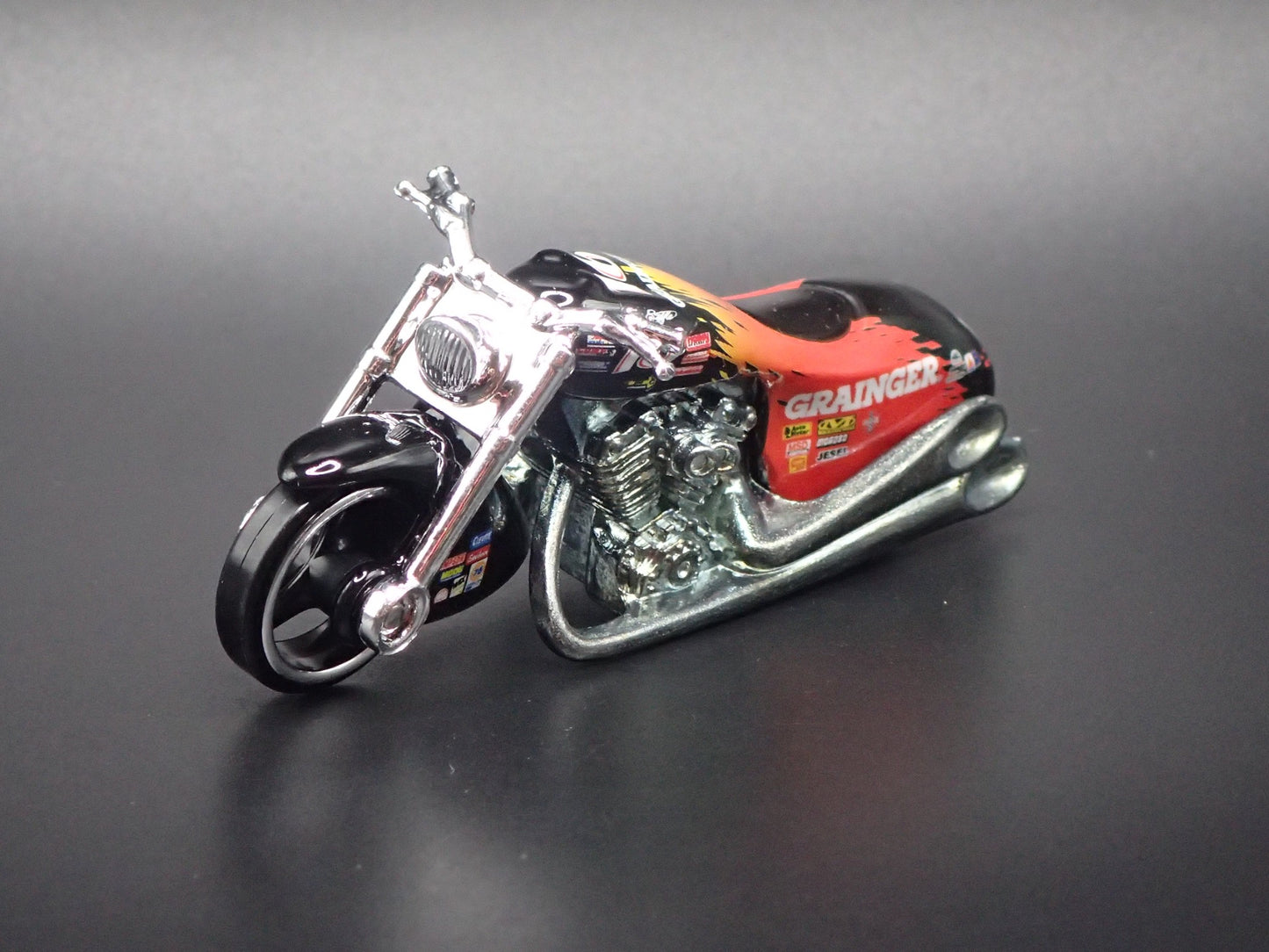 SCORCHIN SCOOTER MOTORCYCLE GRAINGER 16 1:64 HOT WHEELS SCALE DIECAST MODEL CAR
