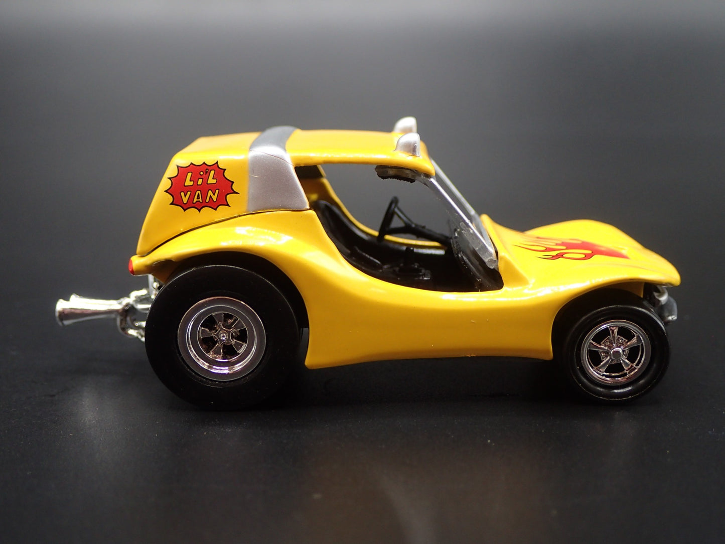 LI'L VAN DUNE BUGGY TOM DANIELS CUSTOM RARE 1:64 SCALE DIORAMA DIECAST MODEL CAR