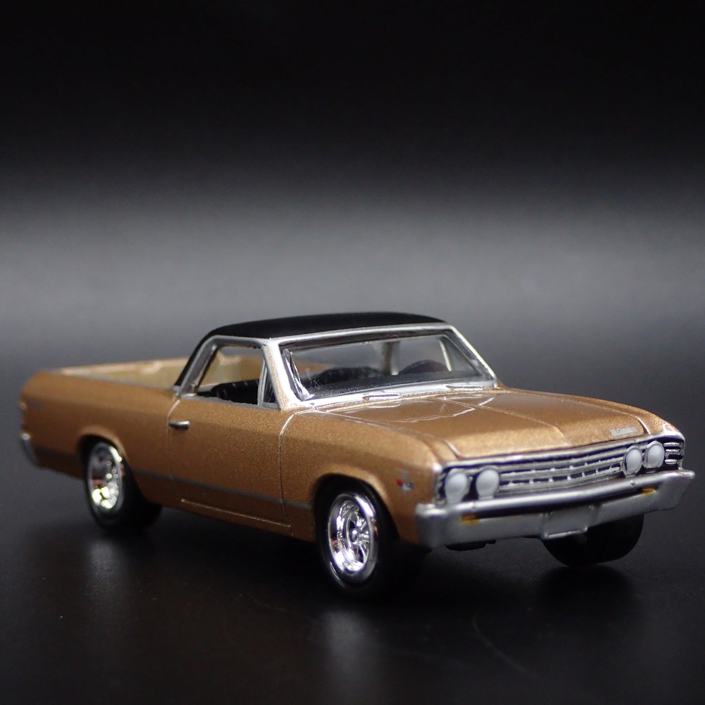 1967 67 CHEVY CHEVROLET EL CAMINO GOLD RARE 1:64 SCALE DIORAMA DIECAST MODEL CAR