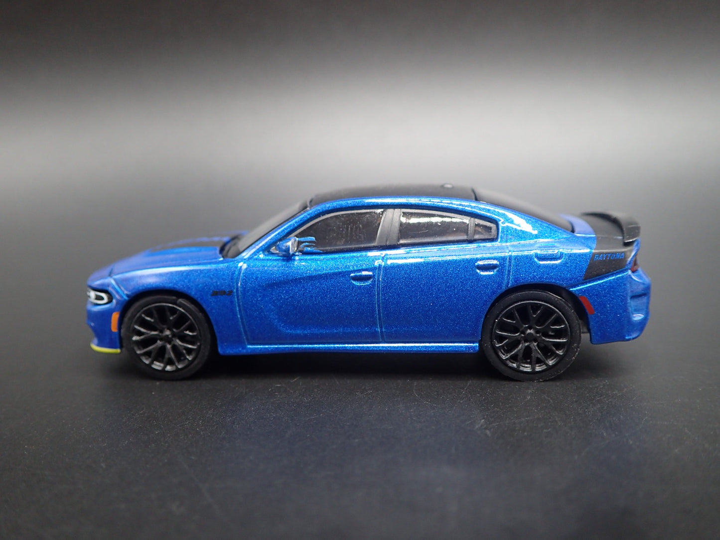 2018 18 DODGE CHARGER DAYTONA 392 BLUE 1:64 SCALE COLLECTIBLE DIECAST MODEL CAR