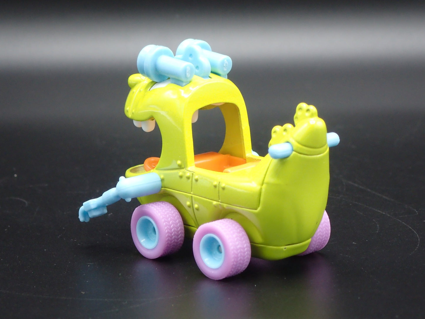 NICKELODEAN RUGRATS REPTAR WAGON VEHICLE 1/64 SCALE DIORAMA DIECAST MODEL CAR