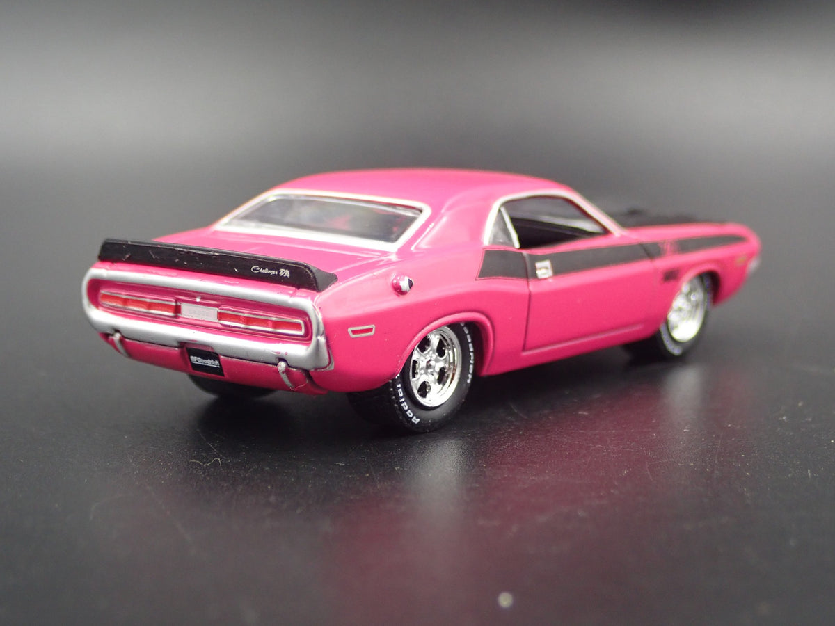 1970 70 DODGE CHALLENGER TA T/A 1:64 SCALE COLLECTIBLE DIORAMA DIECAST MODEL CAR-Burning Rubber Toy Company