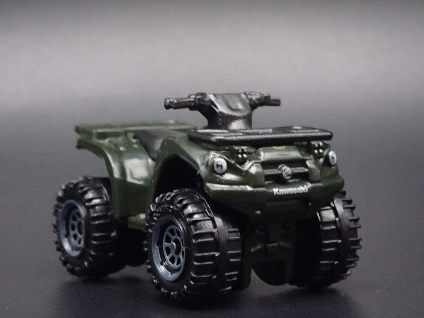 KAWASAKI BRUTE FORCE 750 QUAD 1:64 SCALE COLLECTIBLE DIORAMA DIECAST MODEL CAR