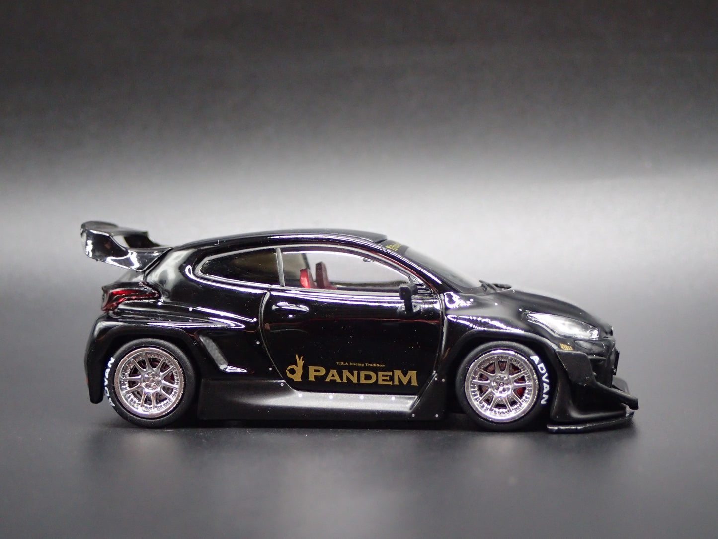 2020-2025 TOYOTA GR YARIS PANDEM ROCKET BUNNY RACE 1/64 SCALE DIECAST MODEL CAR