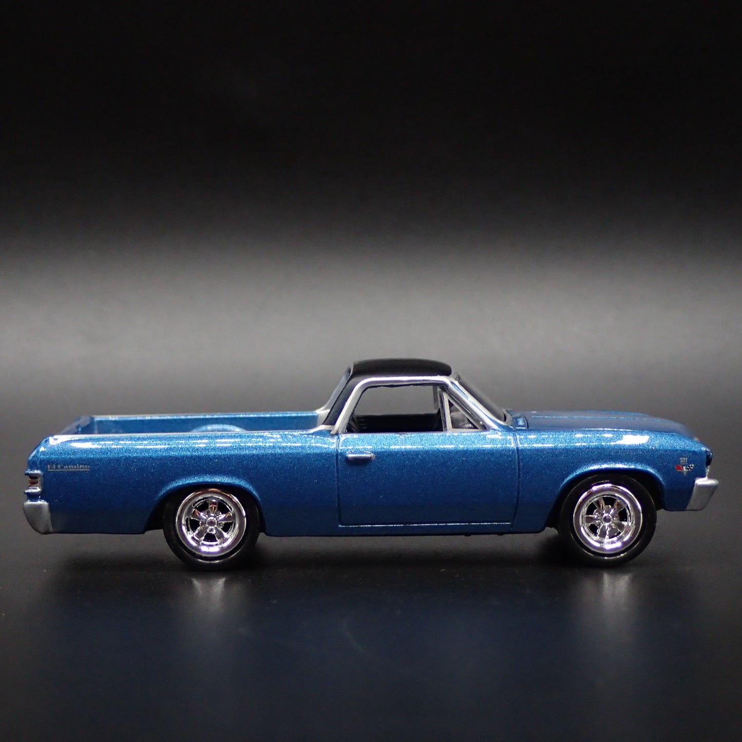 1967 67 CHEVY CHEVROLET EL CAMINO BLUE 1:64 SCALE DIORAMA DIECAST MODEL CAR