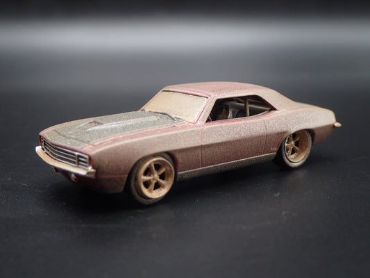 1969 69 CHEVY CHEVROLET CAMARO CHIP FOOSE BARN FIND 1:64 SCALE DIECAST MODEL CAR