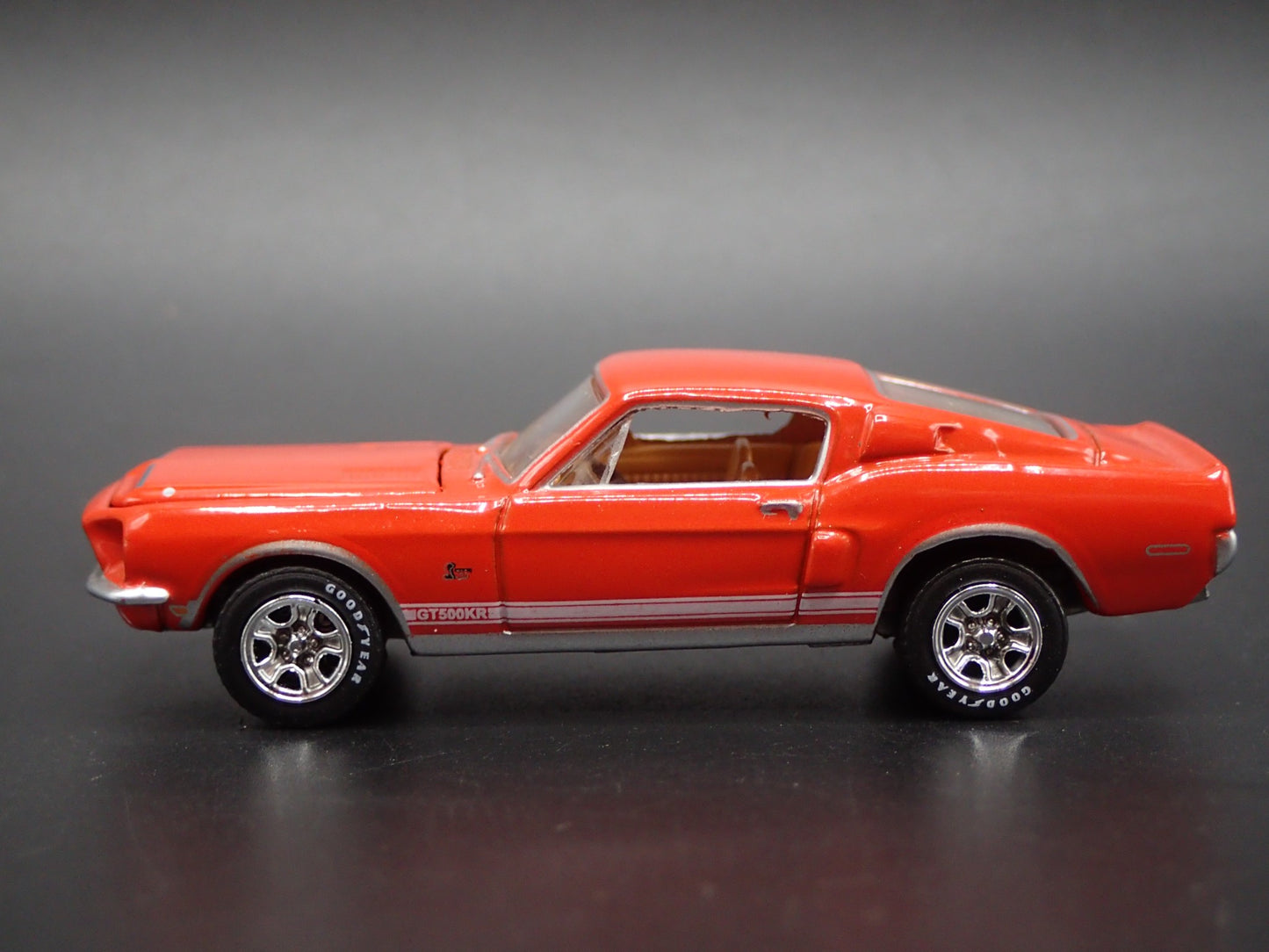 1968 68 FORD MUSTANG SHELBY GT500KR FASTBACK RARE 1:64 SCALE DIECAST MODEL CAR
