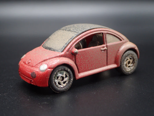 1998-2011 VW VOLKSWAGEN NEW BEETLE BUG BARN FIND 1:64 SCALE DIECAST MODEL CAR