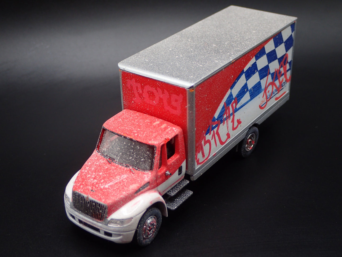 INTERNATIONAL DURASTAR BOX TRUCK BFGOODRICH TIRES 1/64 SCALE DIECAST MODEL CAR