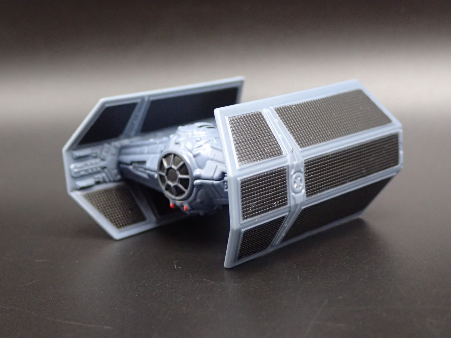 STAR WARS TIE ADVANCED X1 PROTOTYPE  w/ FLIGHT STAND 1:64 SCALE MODEL DIORAMA