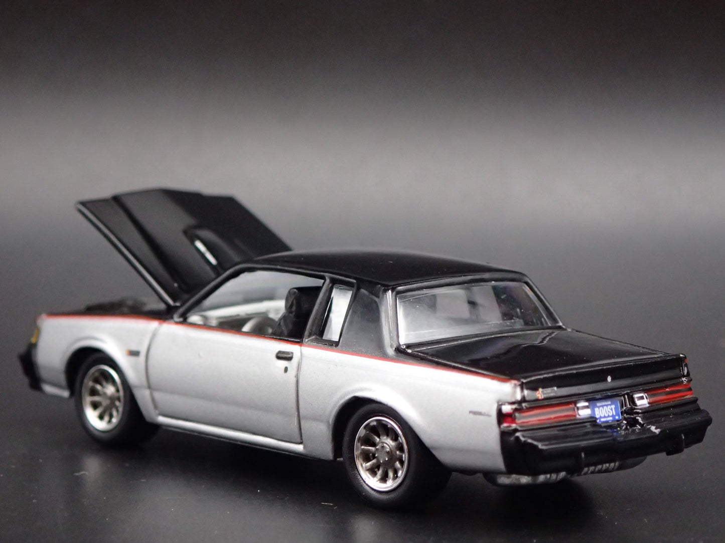 1985 85 BUICK REGAL T-TYPE RARE 1:64 SCALE COLLECTIBLE DIORAMA DIECAST MODEL CAR