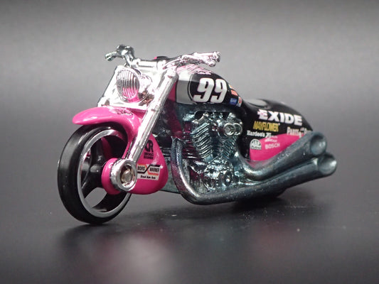 SCORCHIN SCOOTER MOTORCYCLE EXIDE 99 1:64 HOT WHEELS SCALE DIECAST MODEL CAR