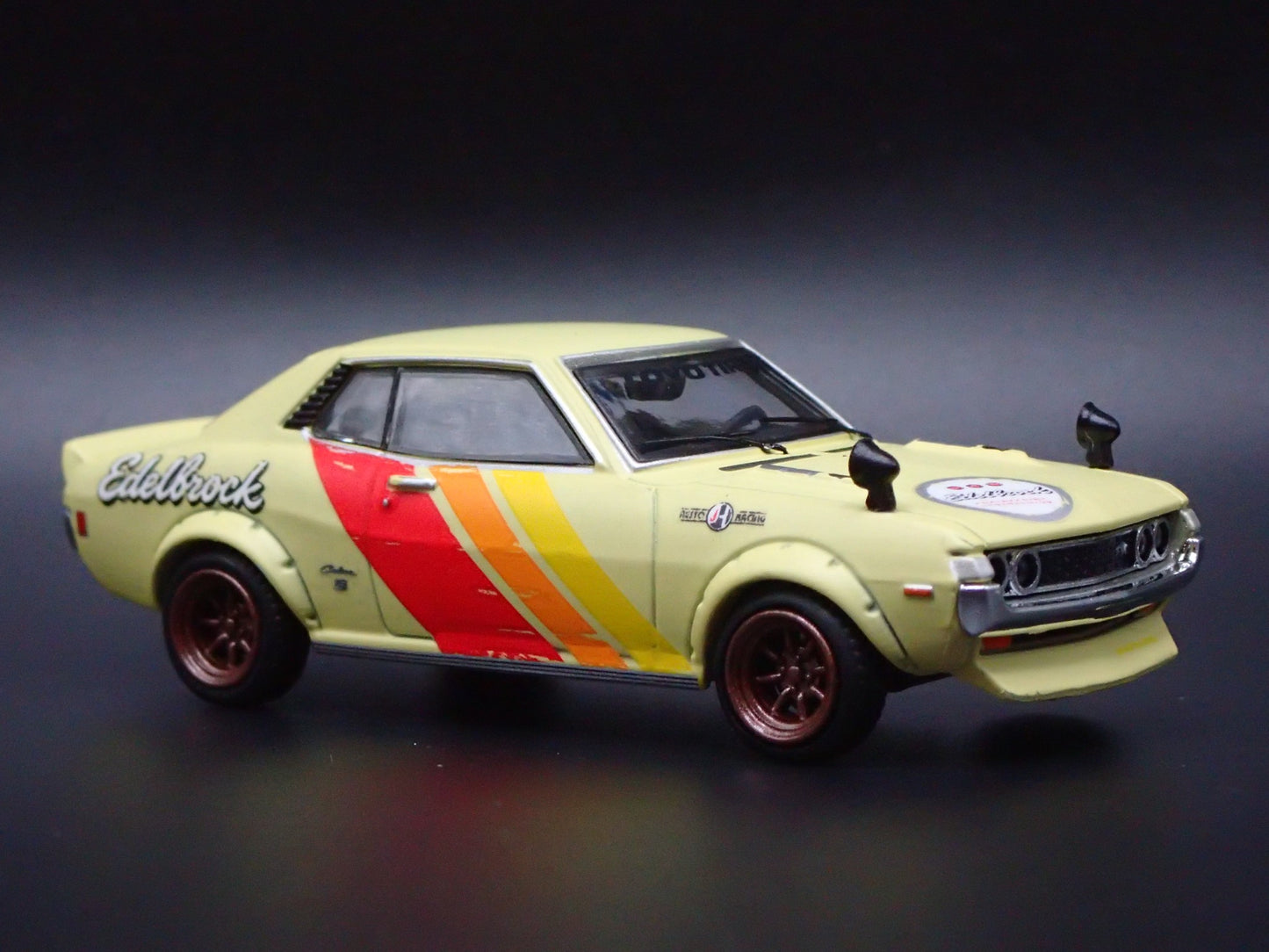 1970 TOYOTA CELICA 1600GTV TA22 EDELBROCK 1:64 SCALE DIORAMA DIECAST MODEL CAR
