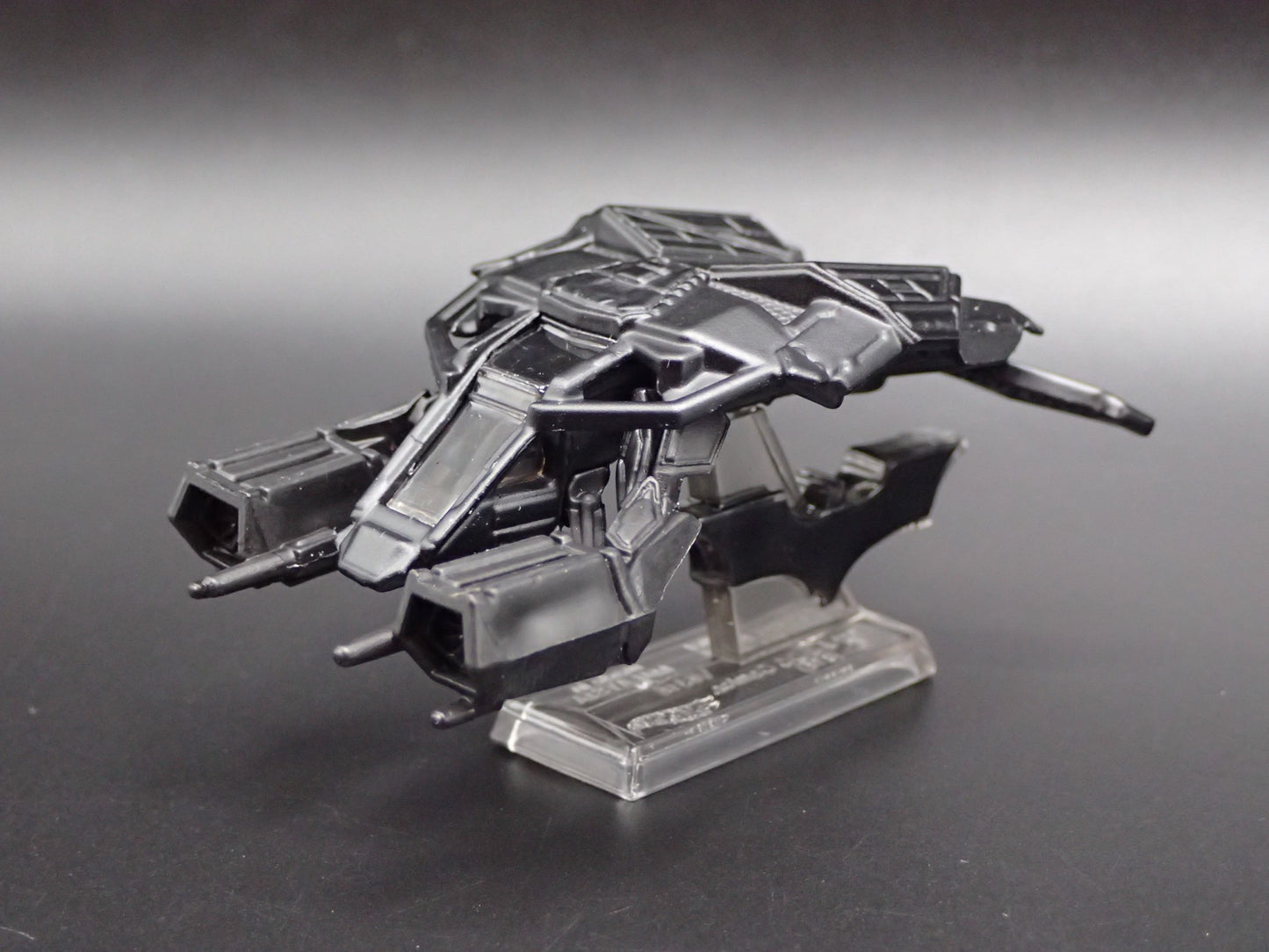 BATMAN BATMOBILE THE BAT RARE 1:64 SCALE COLLECTIBLE DIORAMA DIECAST MODEL CAR