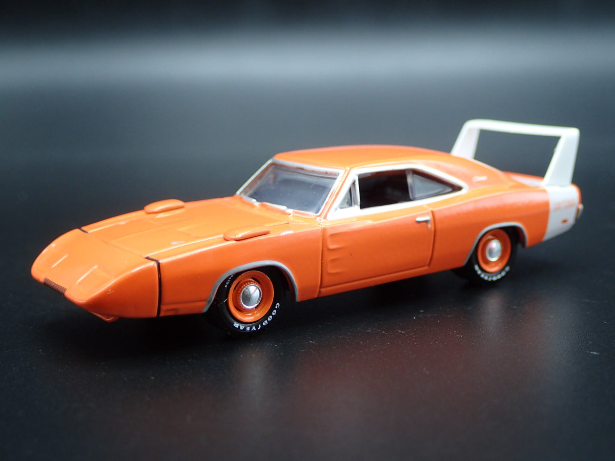 1969 69 DODGE CHARGER DAYTONA 1:64 SCALE COLLECTIBLE DIORAMA DIECAST MODEL CAR-Burning Rubber Toy Company