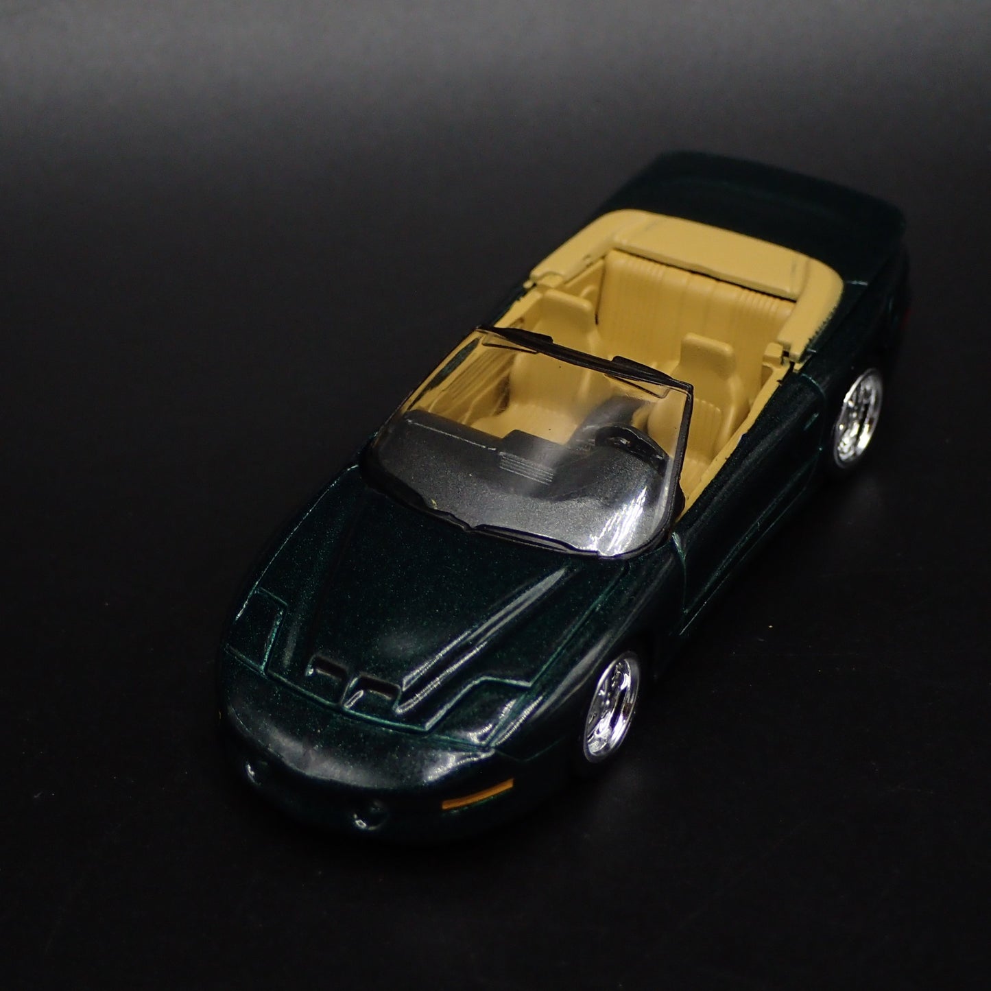 1996 96 PONTIAC FIREBIRD TRANS AM T/A CONVERTIBLE 1:64 SCALE DIECAST MODEL CAR