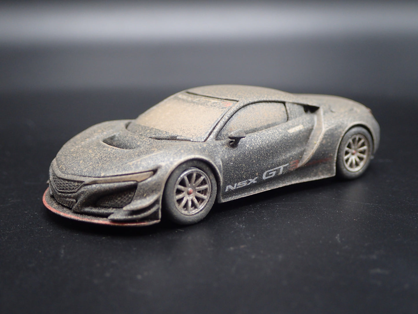 2016-2022 ACURA NSX GT3 RACE WRECKED MUDDY 1:64 SCALE DIORAMA DIECAST MODEL CAR