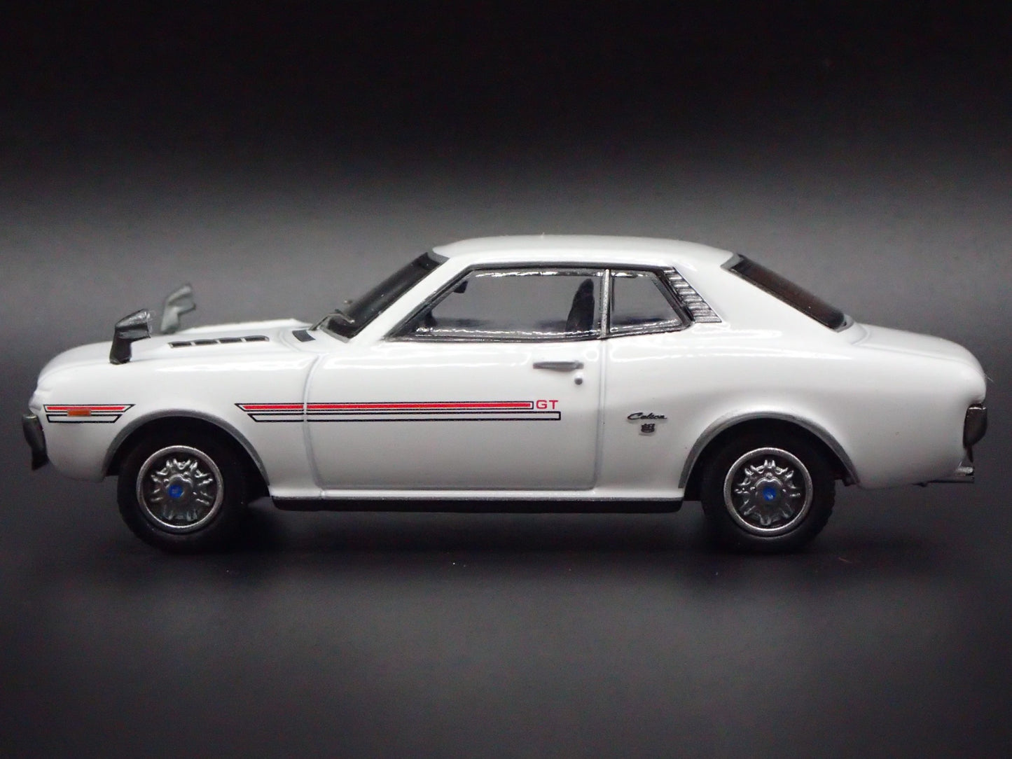 1970 70 TOYOTA CELICA 1600GTV TA22 RARE 1:64 SCALE DIORAMA DIECAST MODEL CAR