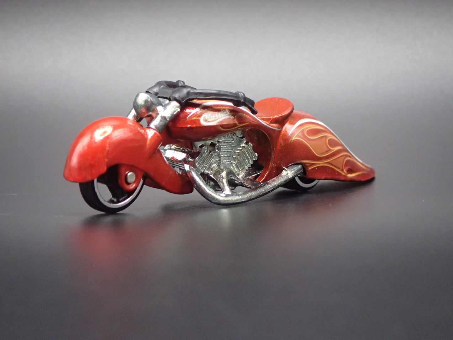 W-OOZIE MOTORCYCLE HOT WHEELS ORANGE 1:64 HW SCALE DIORAMA DIECAST MODEL CAR