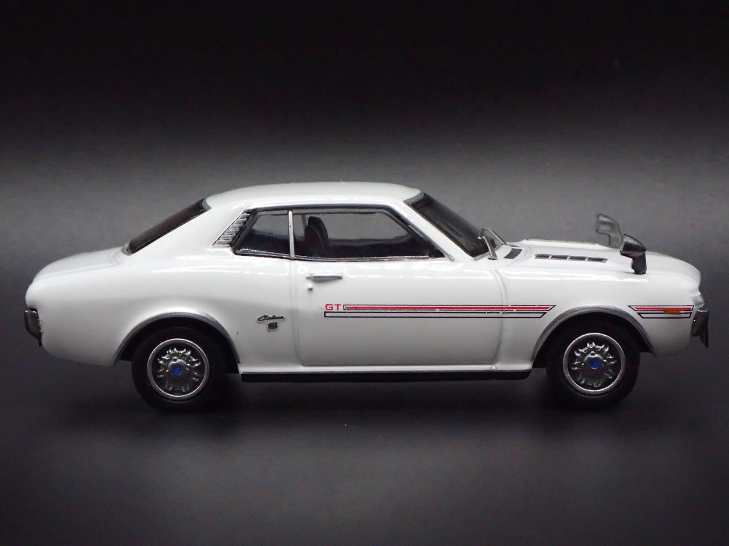 1970 70 TOYOTA CELICA 1600GTV TA22 RARE 1:64 SCALE DIORAMA DIECAST MODEL CAR