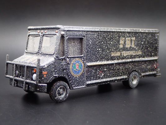 2019 19 FBI BOMB TECHNICIAN STEP VAN ABANDONED 1:64 SCALE DIECAST MODEL CAR