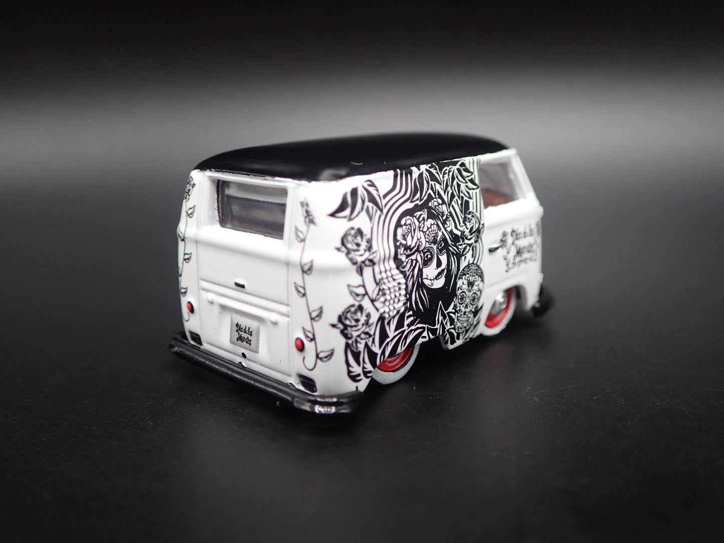 VW VOLKSWAGEN TYPE2 T1 PANEL VAN DIA DE LOS MUERTOS 1:64 SCALE DIECAST MODEL CAR
