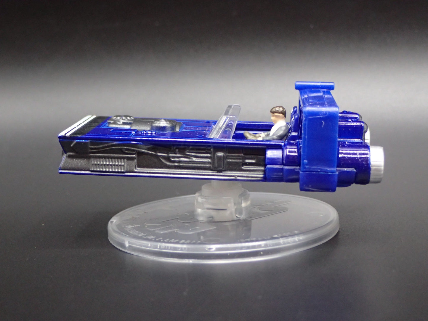 STAR WARS STARSHIPS HAN SOLO SPEEDER w/ FLIGHT STAND 1:64 SCALE MODEL DIORAMA