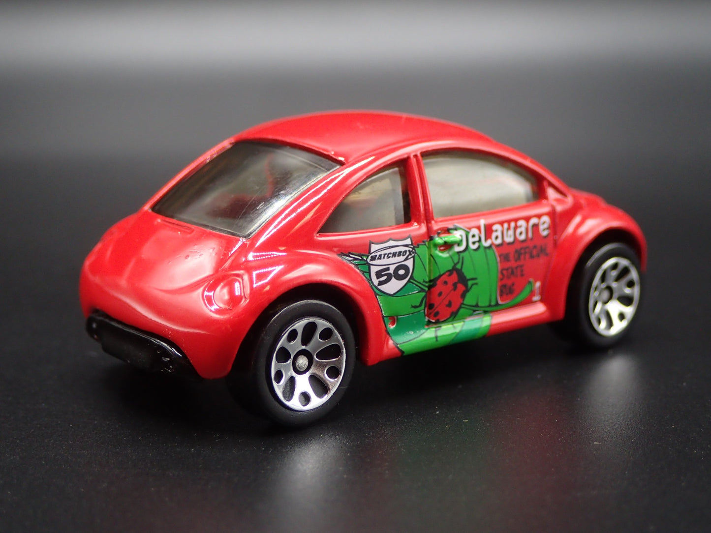 1998-2011 VW VOLKSWAGEN NEW BEETLE BUG DELAWARE RED 1:64 SCALE DIECAST MODEL CAR