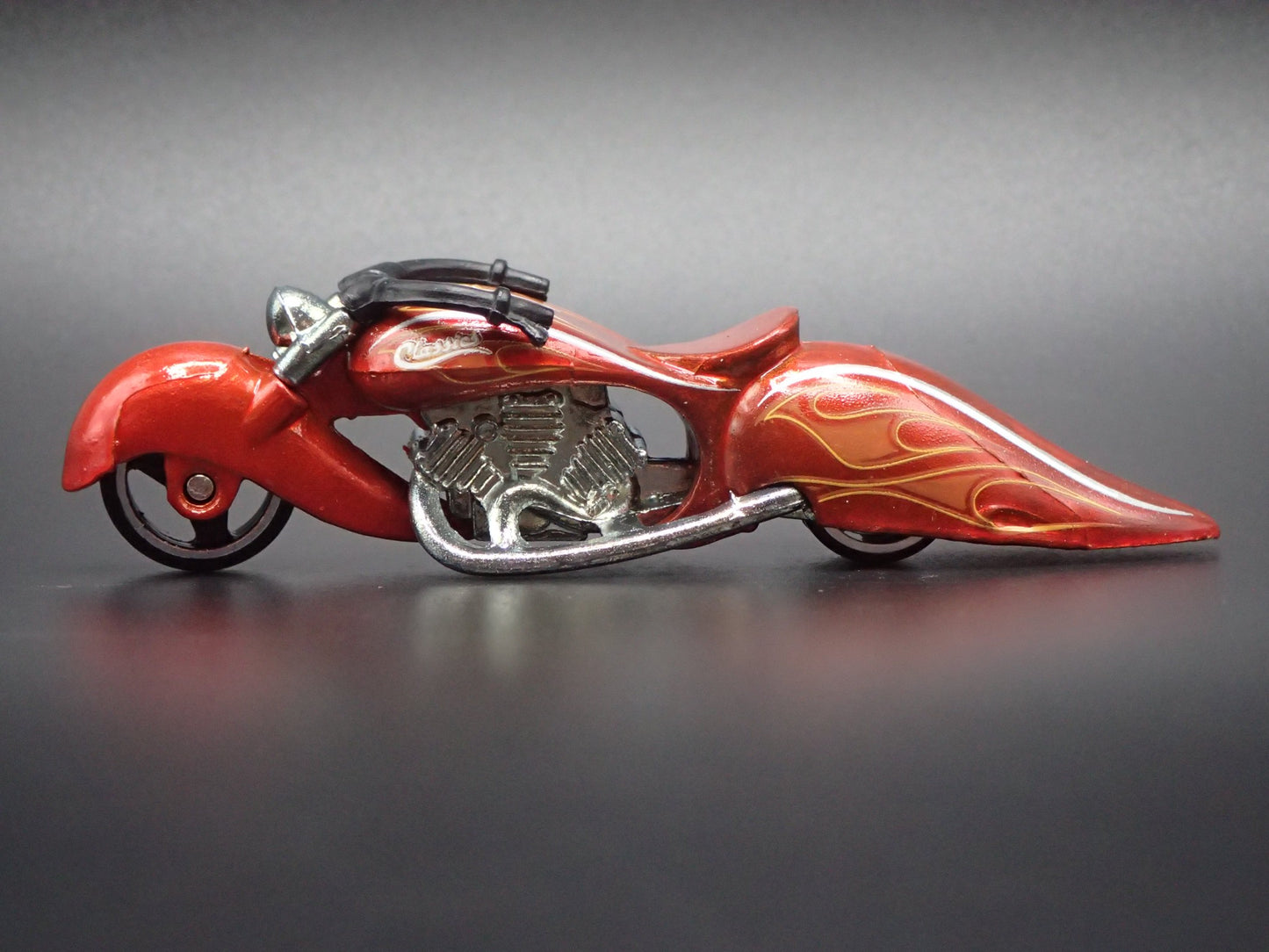 W-OOZIE MOTORCYCLE HOT WHEELS ORANGE 1:64 HW SCALE DIORAMA DIECAST MODEL CAR