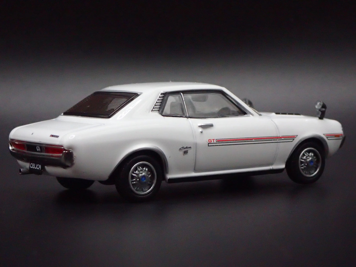 1970 70 TOYOTA CELICA 1600GTV TA22 RARE 1:64 SCALE DIORAMA DIECAST MODEL CAR