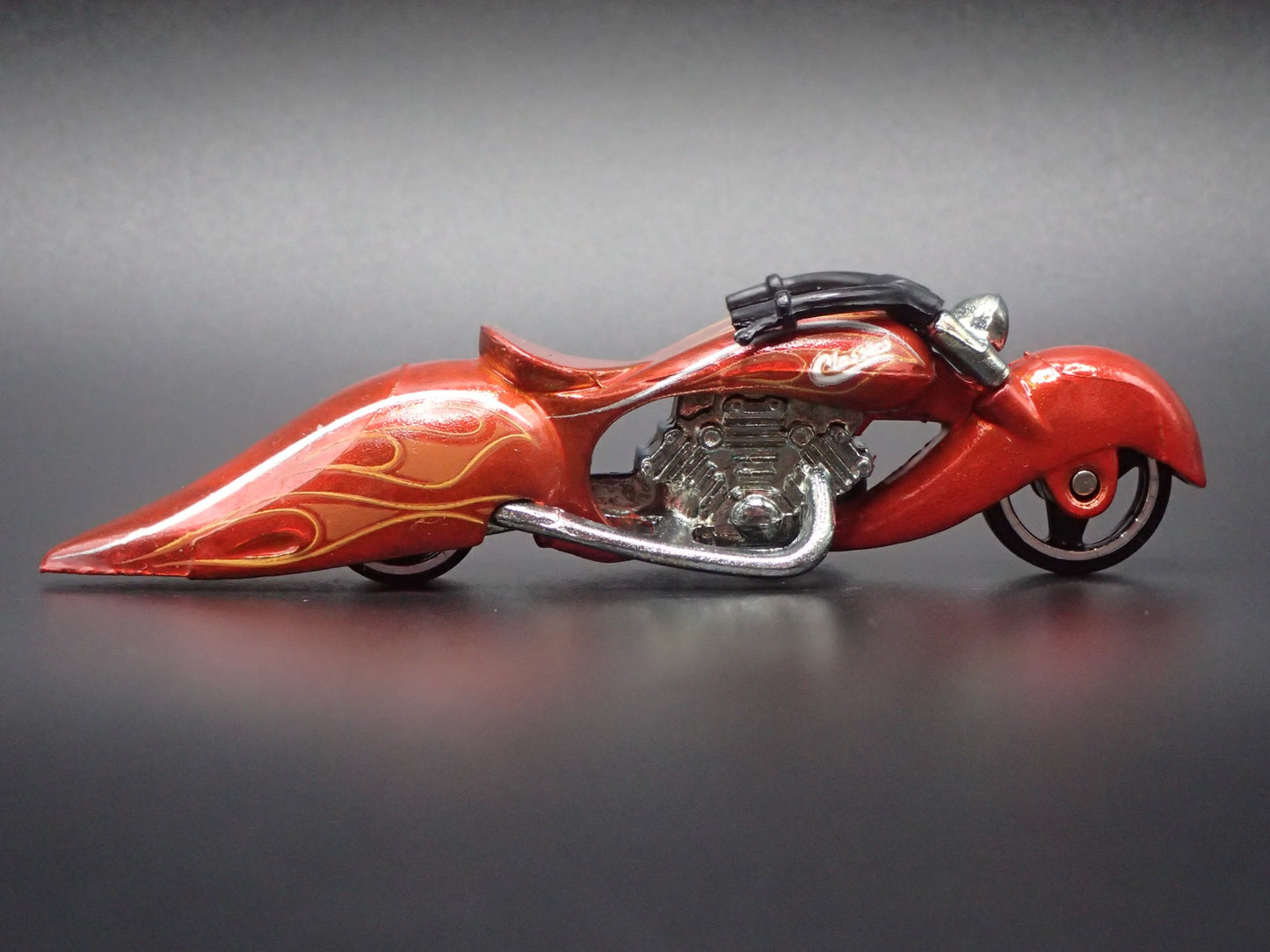W-OOZIE MOTORCYCLE HOT WHEELS ORANGE 1:64 HW SCALE DIORAMA DIECAST MODEL CAR