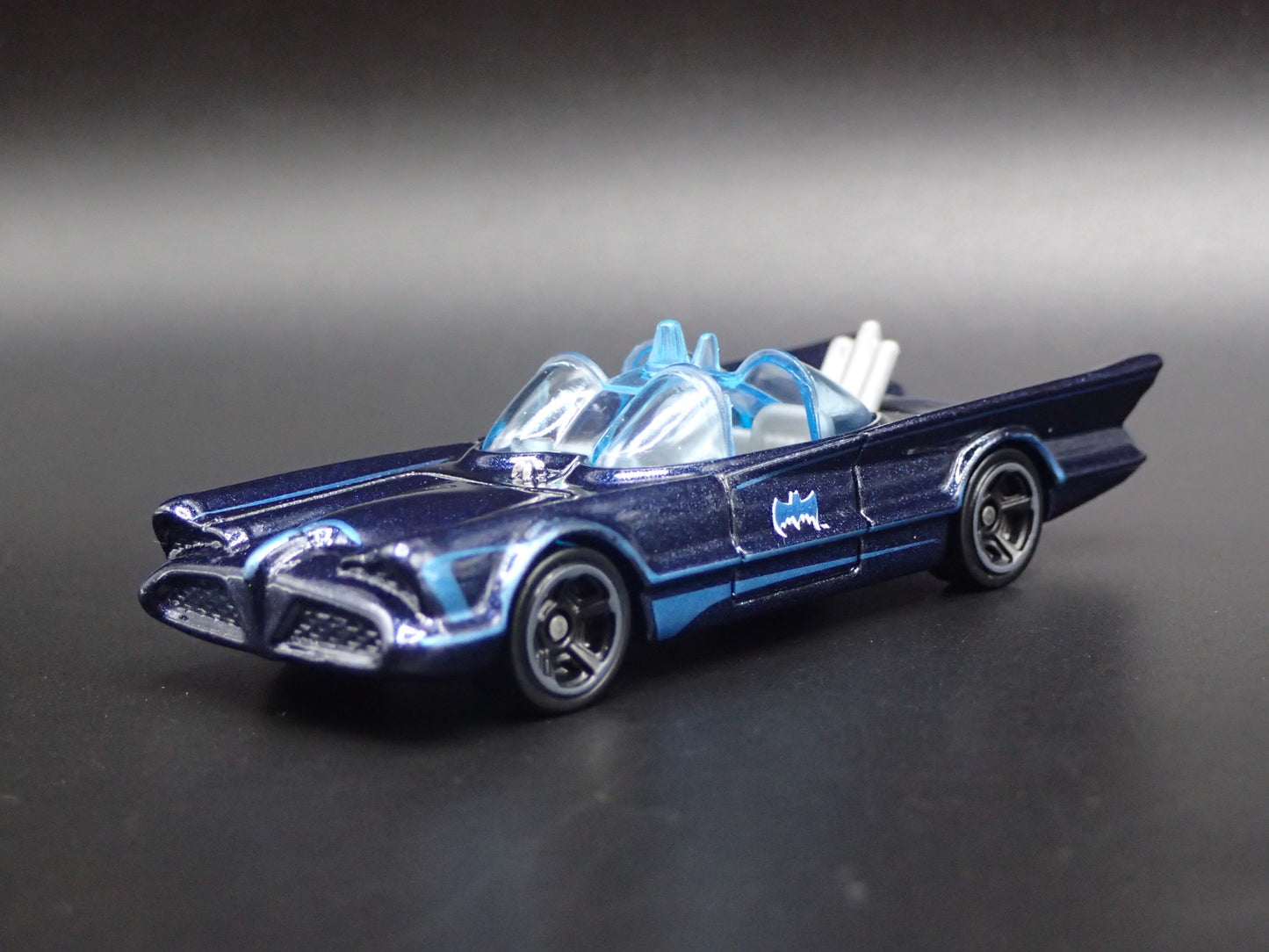 1966 66 BATMAN BATMOBILE ADAM WEST RARE 1/64 SCALE COLLECTIBLE DIECAST MODEL CAR