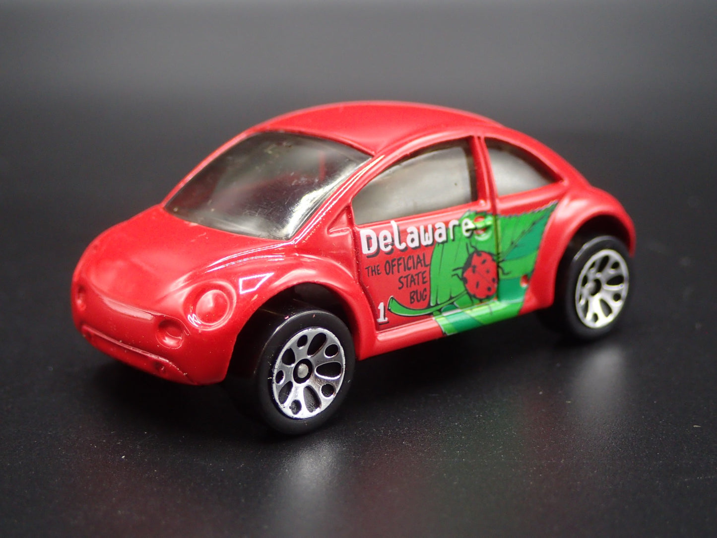 1998-2011 VW VOLKSWAGEN NEW BEETLE BUG DELAWARE RED 1:64 SCALE DIECAST MODEL CAR