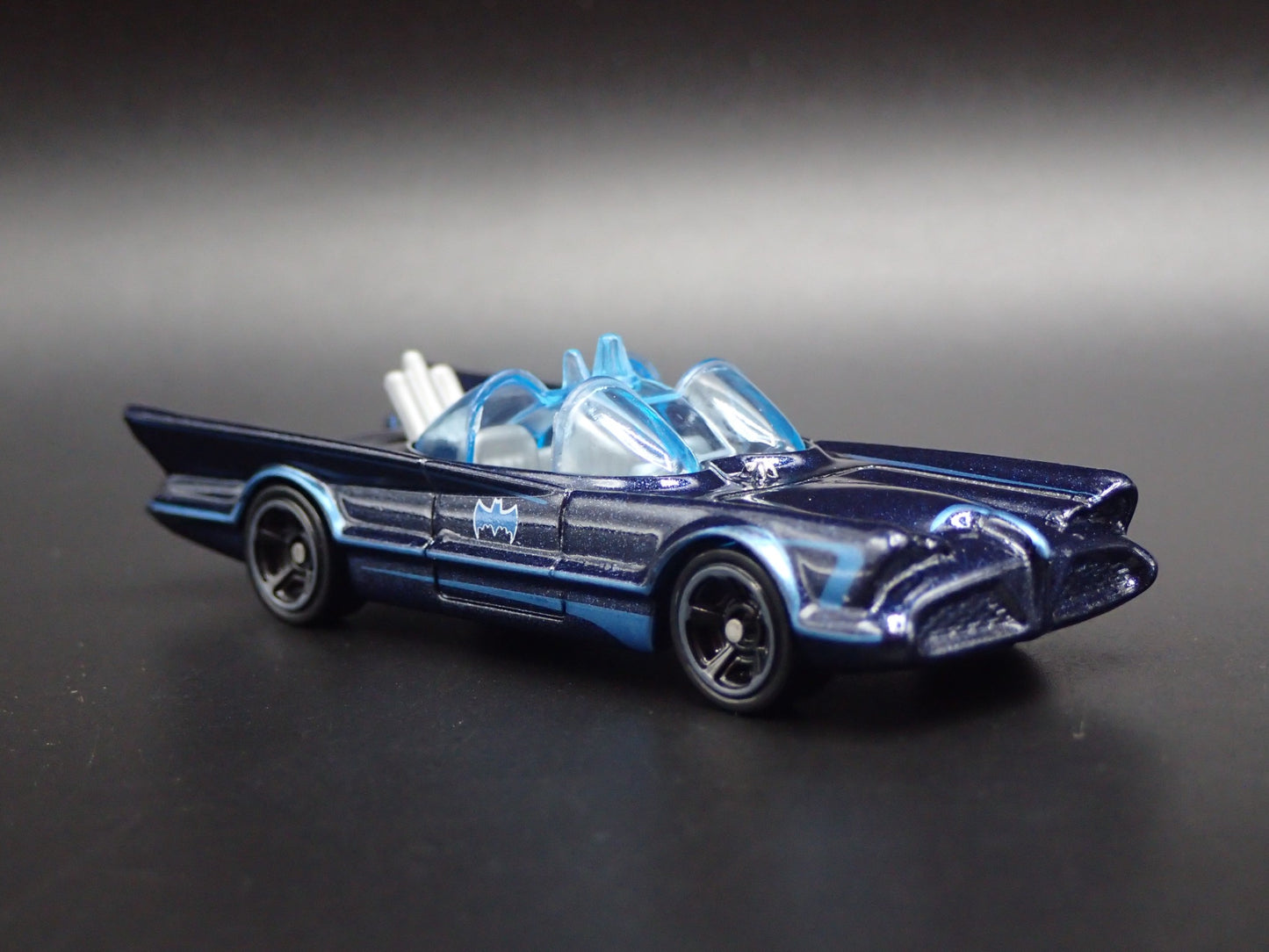 1966 66 BATMAN BATMOBILE ADAM WEST RARE 1/64 SCALE COLLECTIBLE DIECAST MODEL CAR