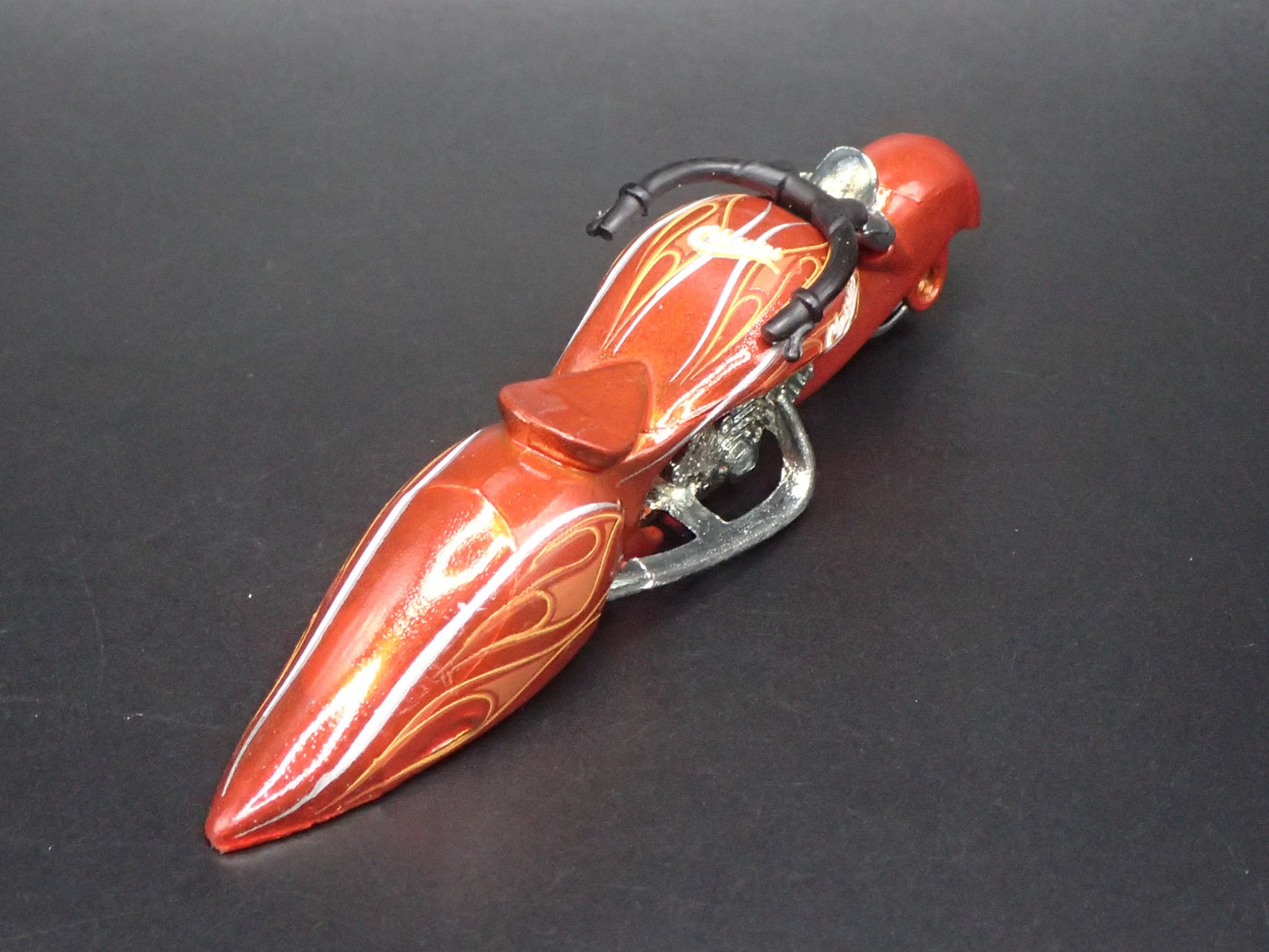 W-OOZIE MOTORCYCLE HOT WHEELS ORANGE 1:64 HW SCALE DIORAMA DIECAST MODEL CAR