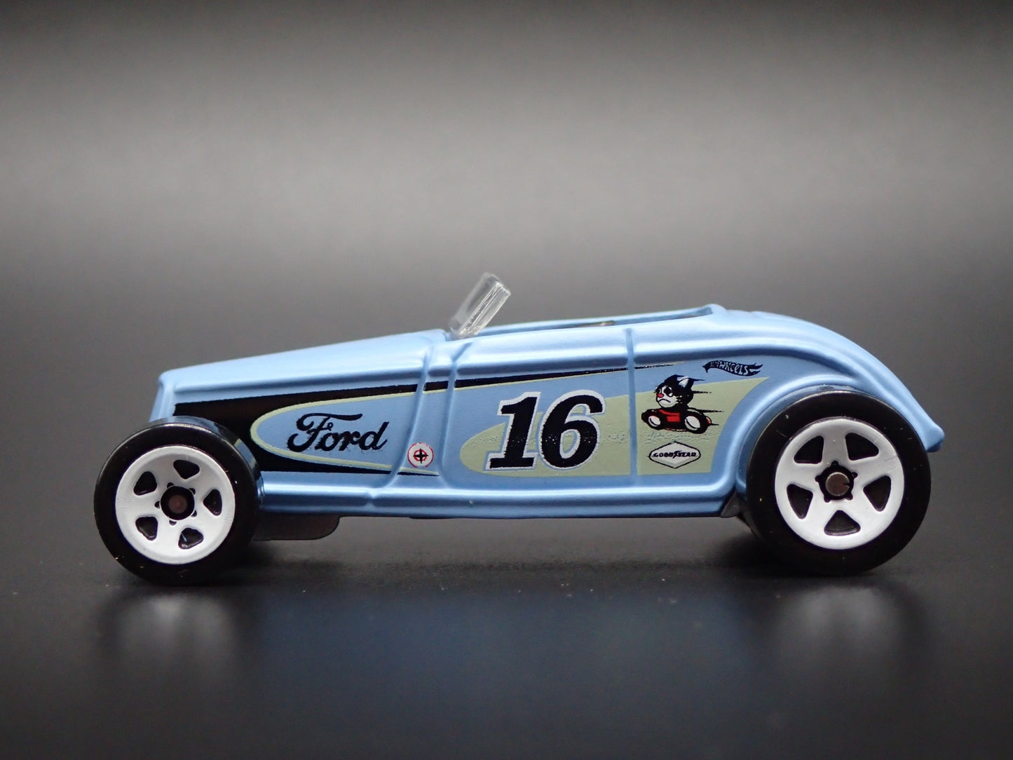 1933 33 FORD LO-BOY HOT ROD BLUE RARE 1:64 SCALE COLLECTIBLE DIECAST MODEL CAR