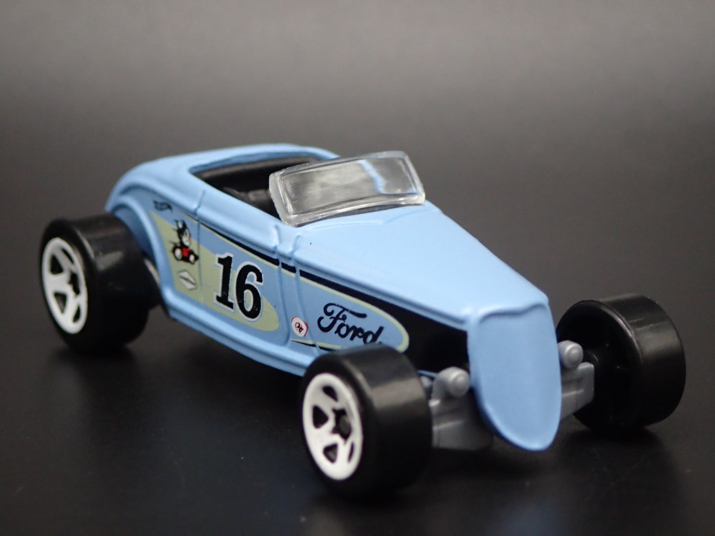 1933 33 FORD LO-BOY HOT ROD BLUE RARE 1:64 SCALE COLLECTIBLE DIECAST MODEL CAR