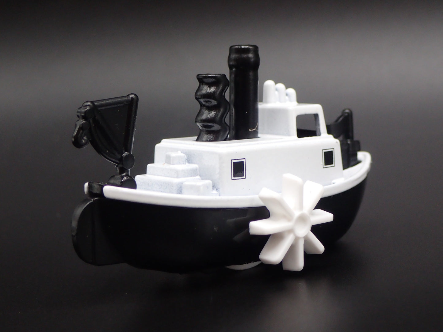 DISNEY MICKEY MOUSE STEAMBOAT WILLY RARE 1:64 SCALE DIORAMA DIECAST MODEL CAR