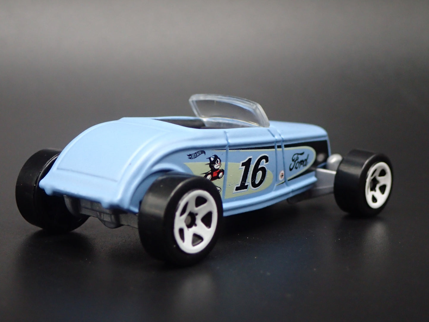 1933 33 FORD LO-BOY HOT ROD BLUE RARE 1:64 SCALE COLLECTIBLE DIECAST MODEL CAR