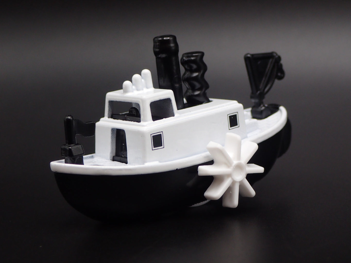 DISNEY MICKEY MOUSE STEAMBOAT WILLY RARE 1:64 SCALE DIORAMA DIECAST MODEL CAR