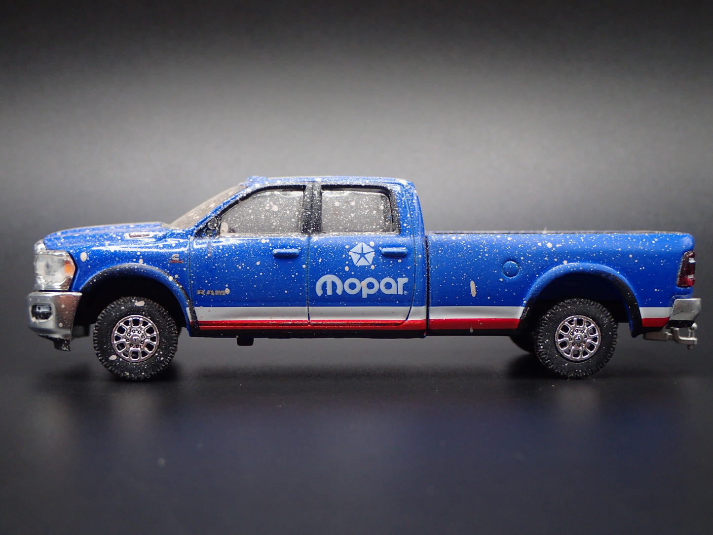 2020 RAM 2500 LARAMIE CREW CAB TRUCK MOPAR HITCH MUDDY 1/64 DIECAST MODEL CAR