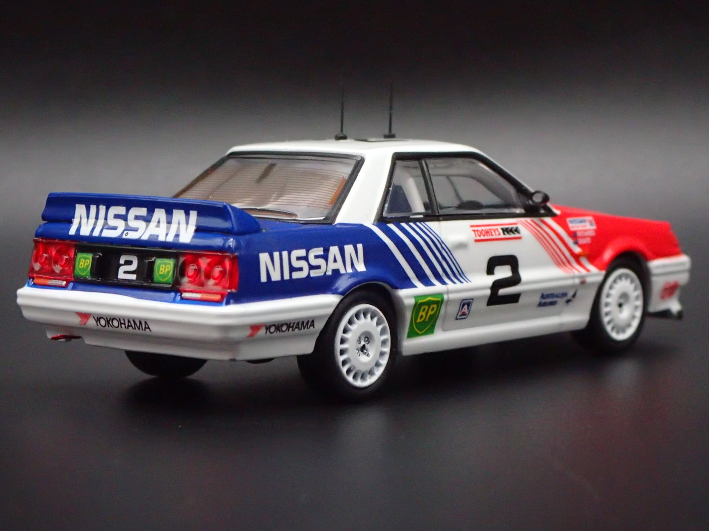 1985-1989 NISSAN SKYLINE GTS-R R31 #2 AUSTRALIA BATHURST 1:64 DIECAST MODEL CAR