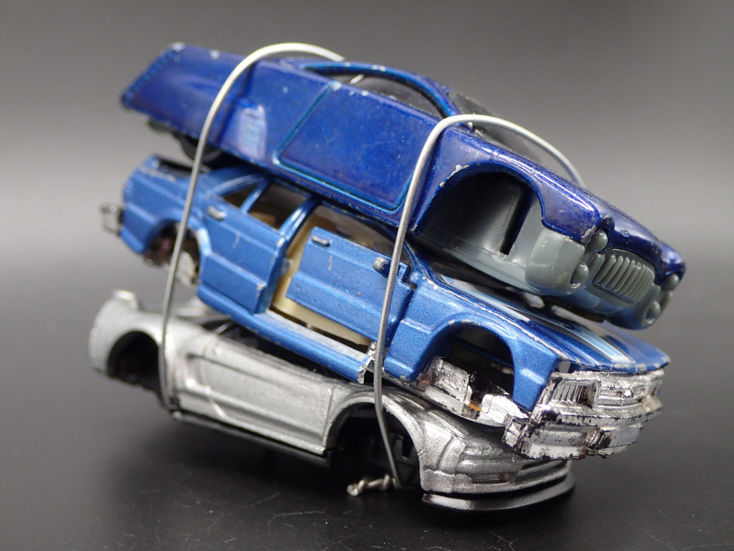 NSX / MERCEDES 3 CARS CRUSHED ON A FLATBED TRAILER 1:64 SCALE DIECAST MODEL CAR